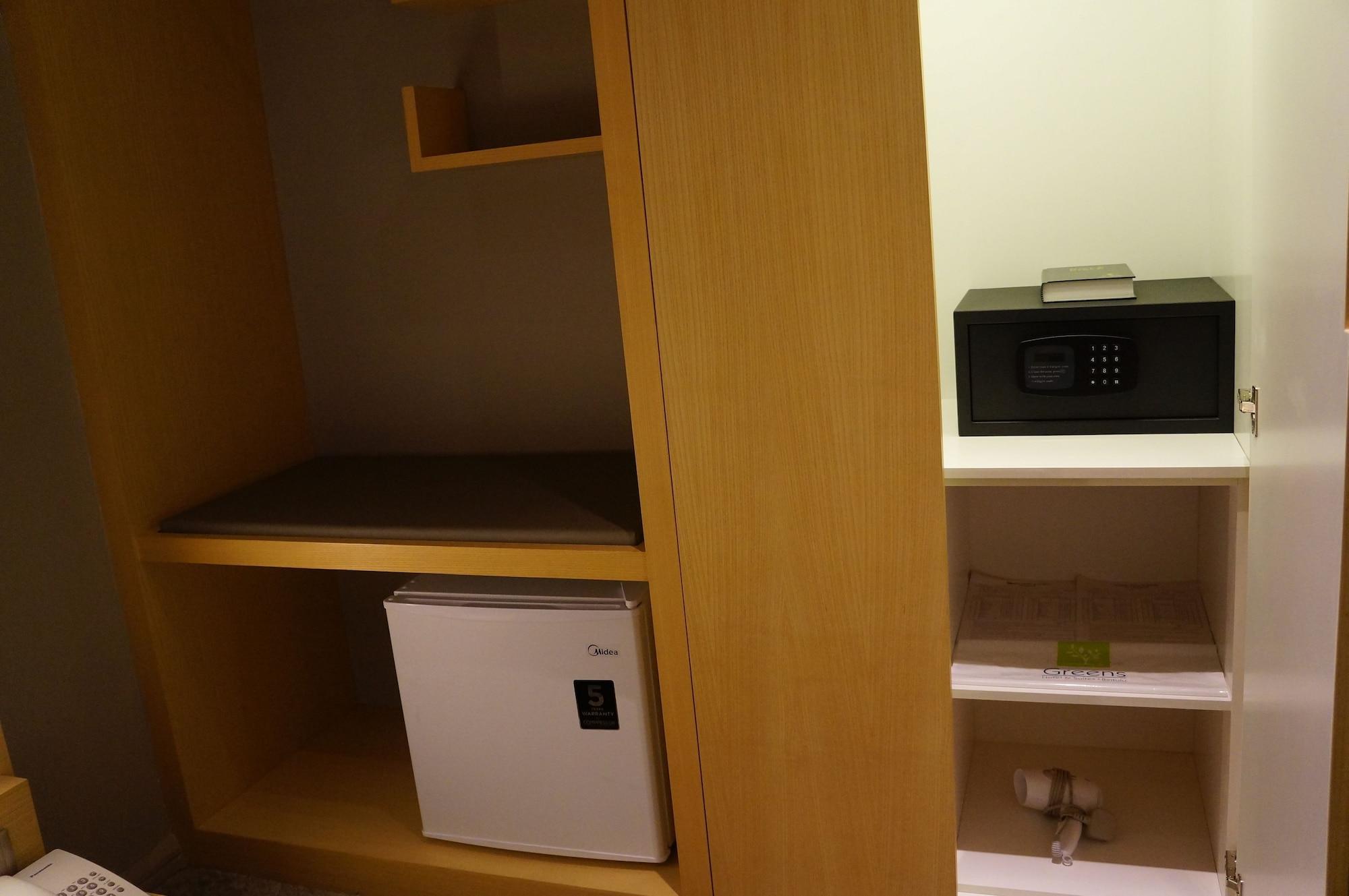 Greens Hotel & Suites Bintulu Bagian luar foto