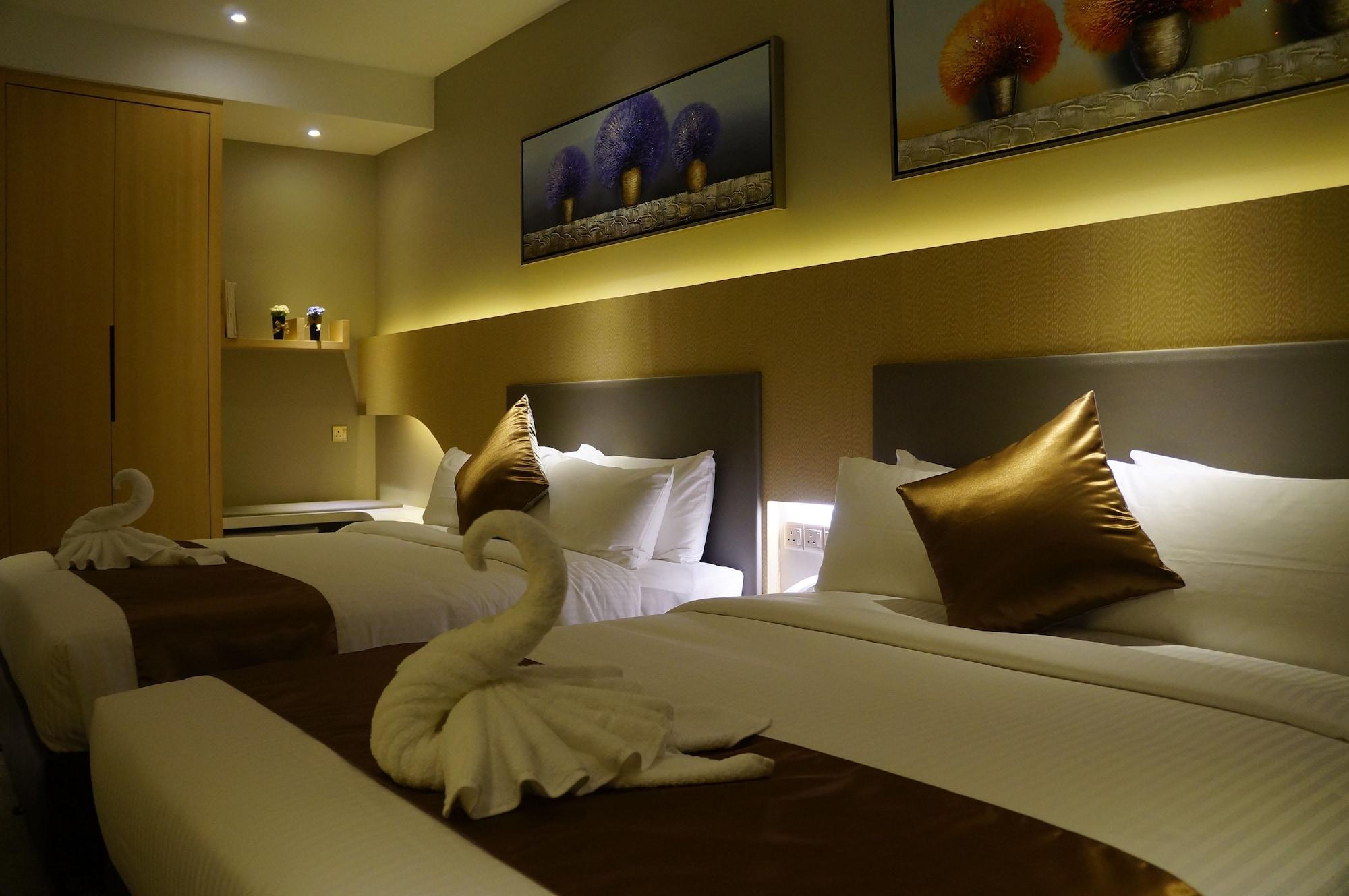 Greens Hotel & Suites Bintulu Bagian luar foto