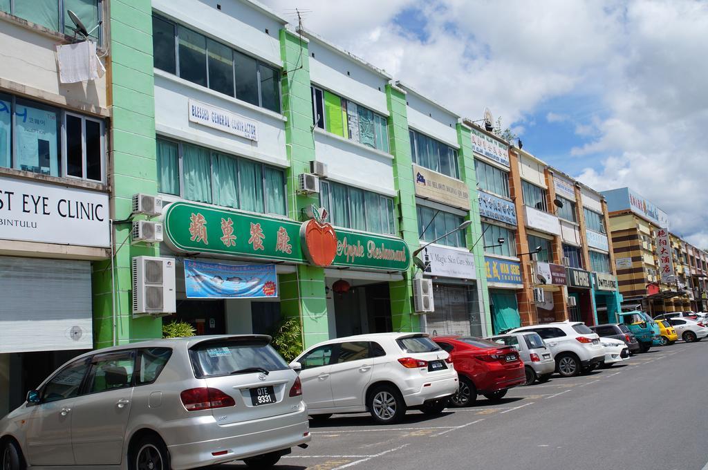 Greens Hotel & Suites Bintulu Bagian luar foto