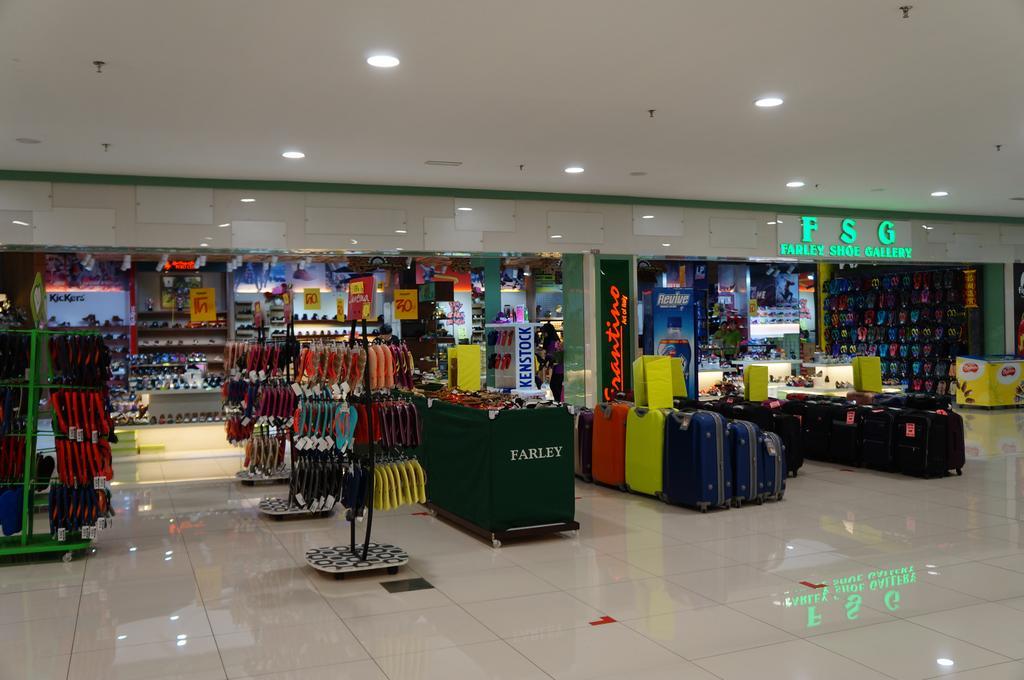 Greens Hotel & Suites Bintulu Bagian luar foto