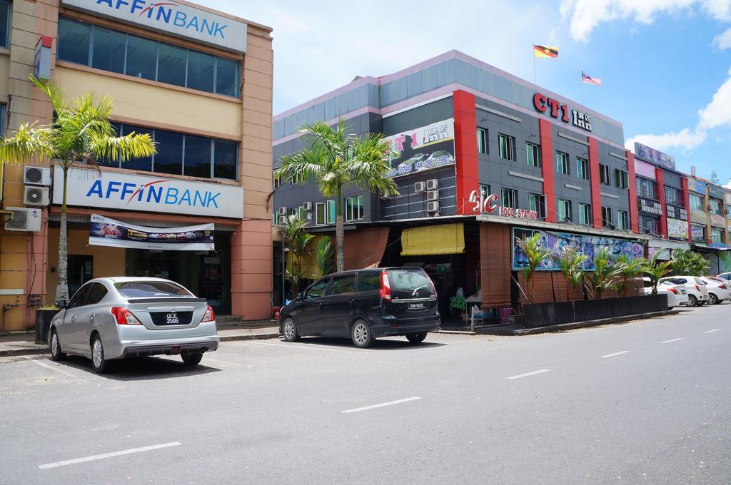Greens Hotel & Suites Bintulu Bagian luar foto
